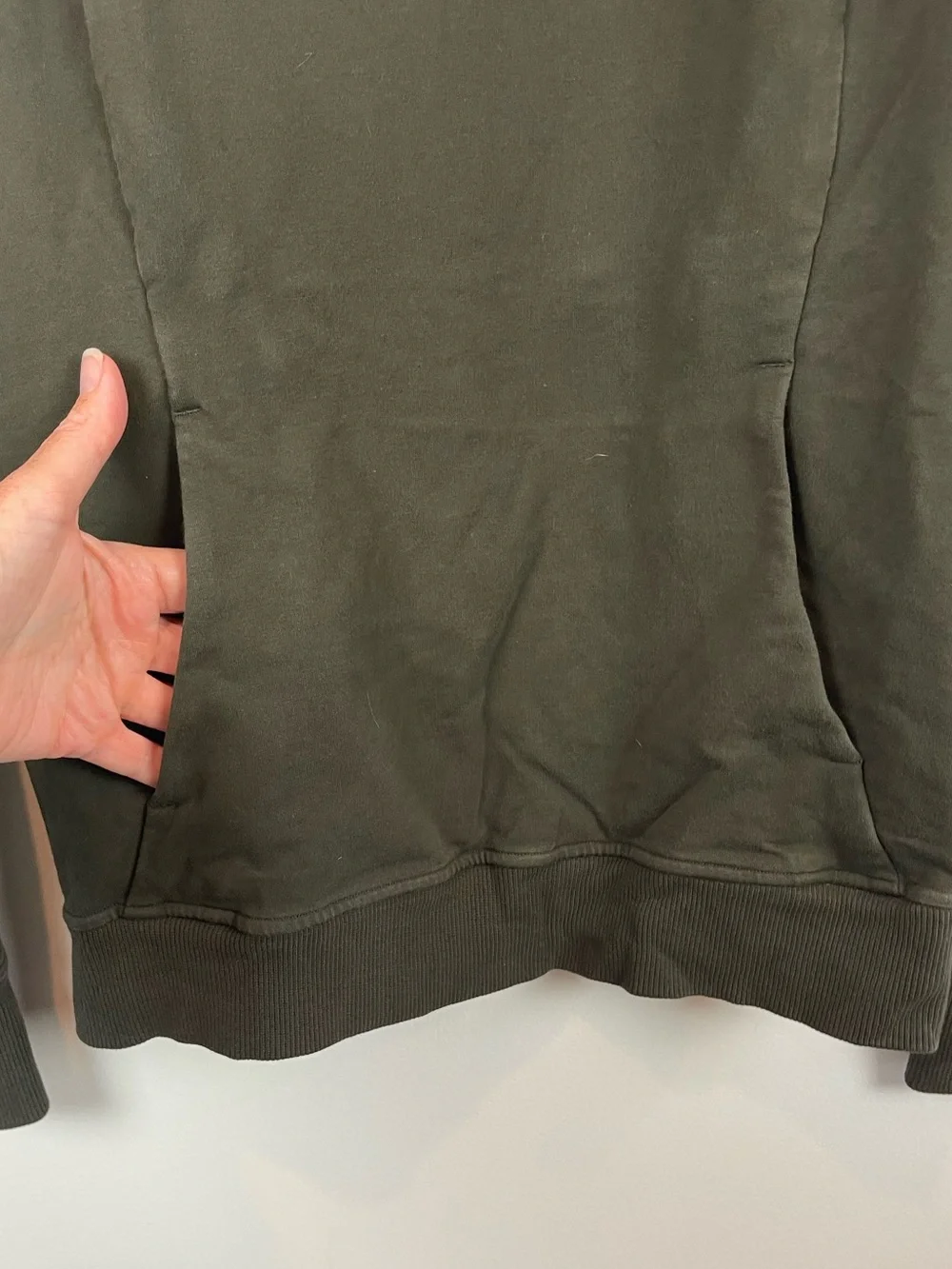 lululemon Scuba Crew Sweatshirt size 6 Olive